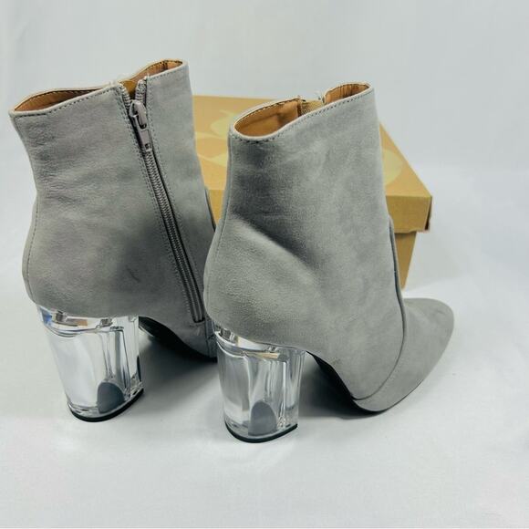 NWT/NIB Charlotte Russe Grey Suede PU Ranker-01 Clear (PVC) Block Ankle Boot, 8 - Picture 3 of 6